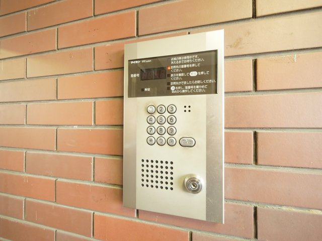 トアロード鹿田のロビー