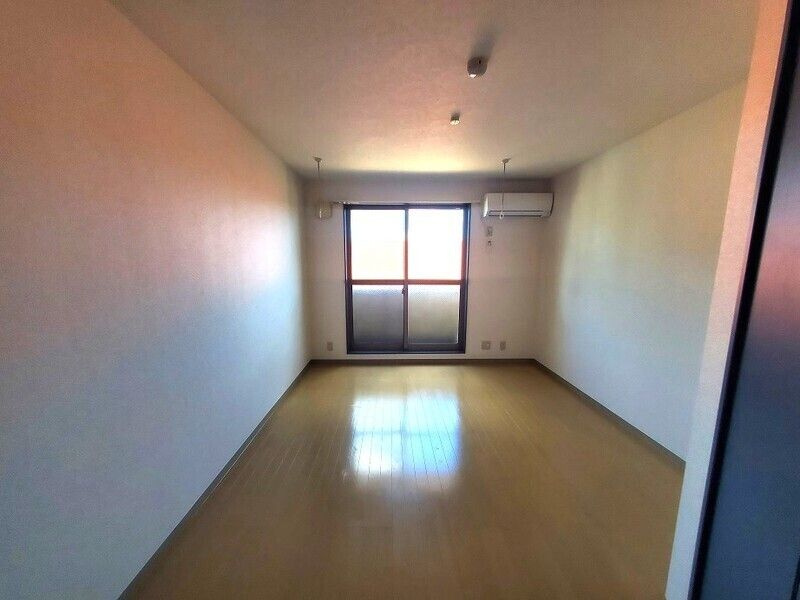 アイ・クラシアの居間・リビング|別部屋の参考写真です。