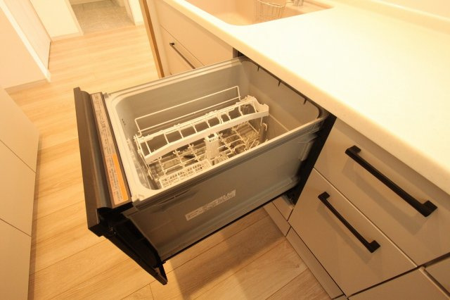 香南市野市町西野　新築戸建　西棟（全2区画）のキッチン|食器洗浄乾燥機