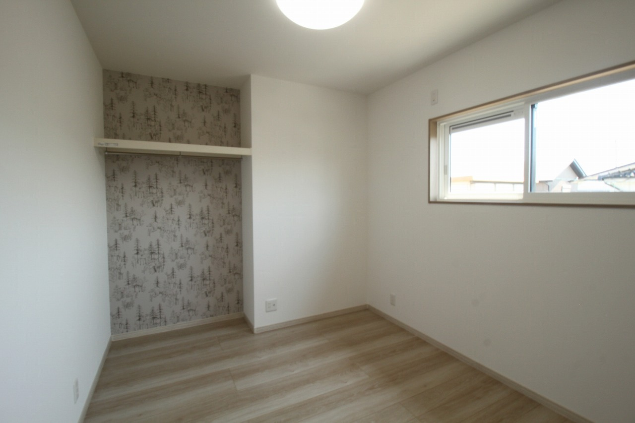 香南市野市町西野　新築戸建　西棟（全2区画）の洋室|2Ｆ　南の部屋　4.5帖+4.5帖