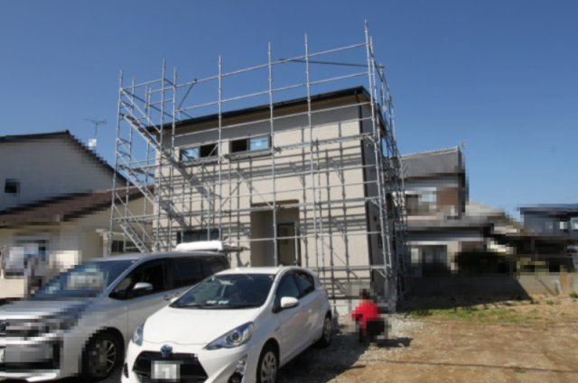 香南市野市町西野　新築戸建　西棟（全2区画）の外観|建築中　土地面積　139.69㎡（約42.25坪）