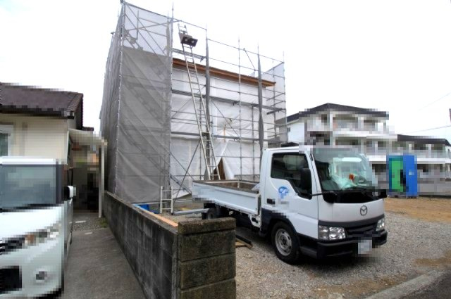 香南市野市町西野　新築戸建　西棟（全2区画）の前面道路含む現地写真|南西側