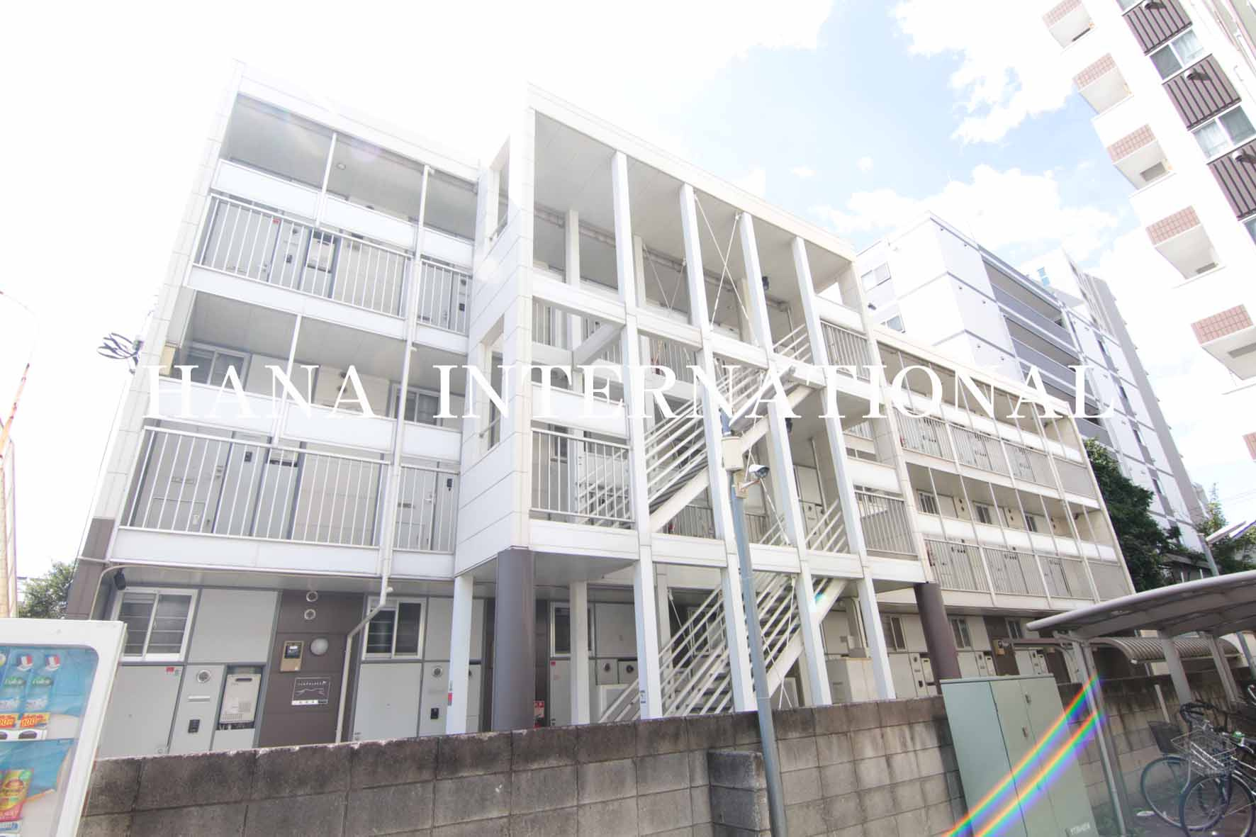 レオパレス船橋湊町の外観