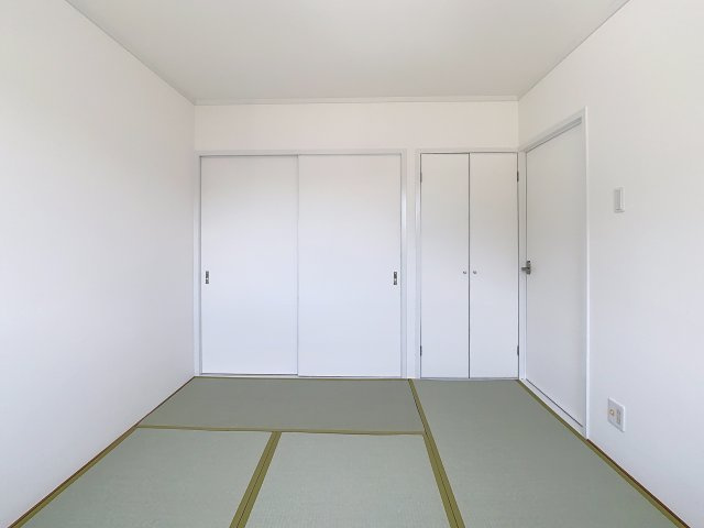 ハイツいせきD棟の和室
