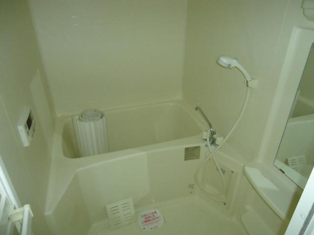 トラッドハウス愛宕の浴室|バス