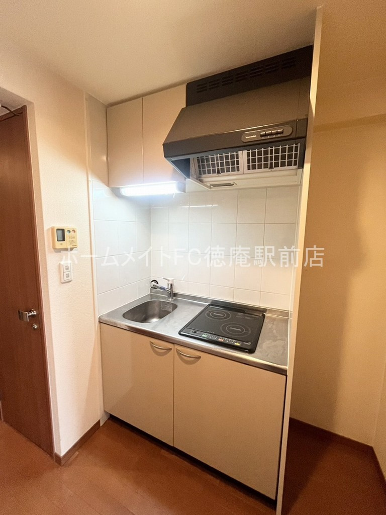 東大阪市高井田西６丁目の賃貸マンションのキッチン