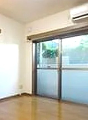 菱和パレス大塚の居間・リビング