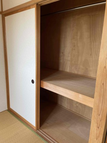 リバティヒルズB棟の収納