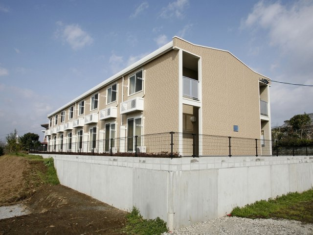 レオパレスリバーサイド下北の外観|画像1