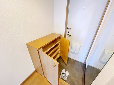 【玄関】 | サンパティーク日向B棟【名古屋市賃貸・CATV】