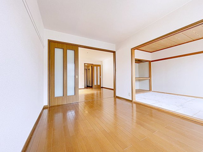 【居間・リビング】 | サンパティーク日向B棟【名古屋市賃貸・CATV】