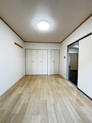 【洋室】 | エスポワール米原B棟