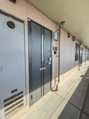 【玄関】 | グランシャリオ新開