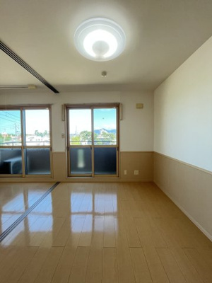 【洋室】 | グランシャリオ新開