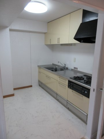 港南台コートハウス２号棟