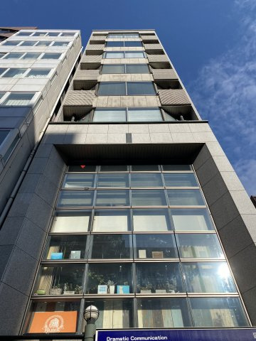 四条新町ビルの外観