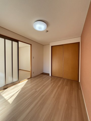 【洋室】 | コンフォート松本