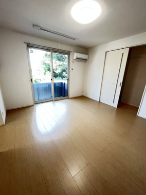 【居間・リビング】 | アロームB棟