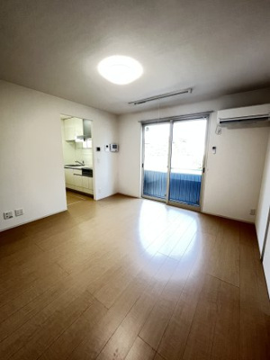 【居間・リビング】 | アロームB棟