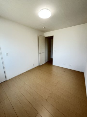 【洋室】 | アロームB棟