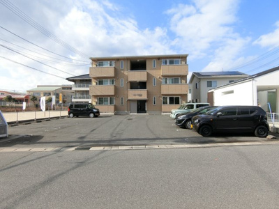 【駐車場】 | ハイライズ