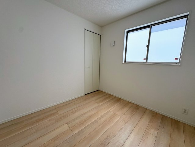 クレイドルガーデン糸満市宇江城 第2・１号棟の洋室|２階洋室4.5帖