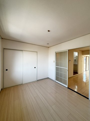 【洋室】 | プリムローズ