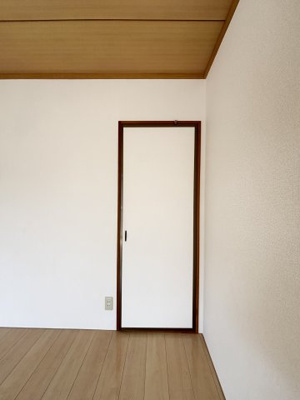 【洋室】 | プリムローズ