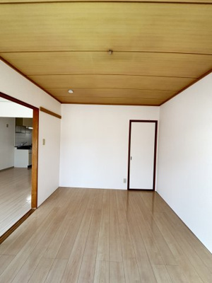 【洋室】 | プリムローズ