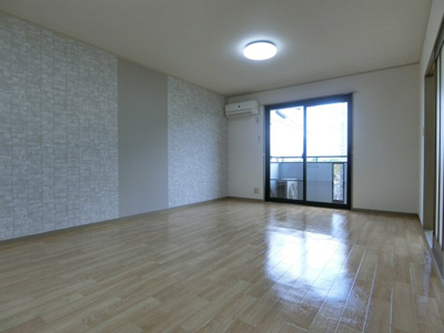 【居間・リビング】 | プリムローズⅢＢ棟