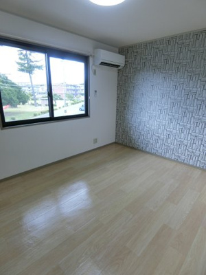 【洋室】 | プリムローズⅢＢ棟