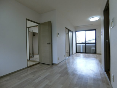 【居間・リビング】 | ディアコートA棟