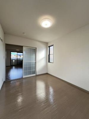 【洋室】 | ブランシェ本生