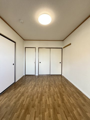 【洋室】 | ブランシェ本生