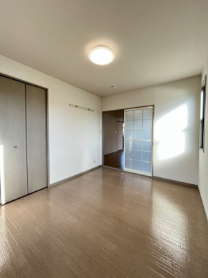 【洋室】 | ブランシェ本生