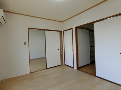 【洋室】 | プレジールKIT