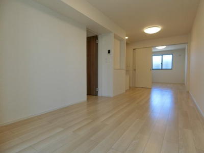 【居間・リビング】 | アーモンドアイ