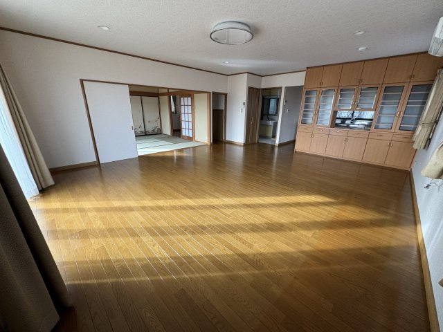 【居間・リビング】の画像