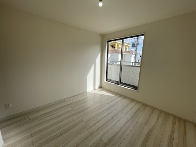 GL読谷村大湾２期５棟の洋室