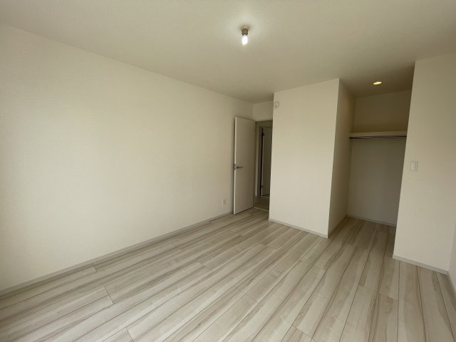 GL読谷村大湾２期５棟の洋室