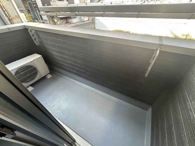 GRANDIR塚本のバルコニー