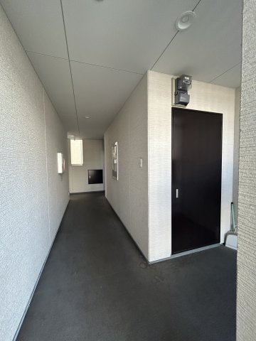 GRANDIR塚本のロビー
