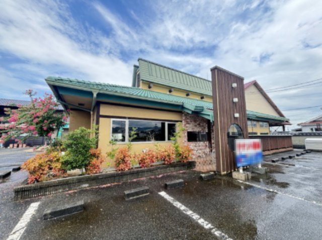 サンリバー店舗の外観