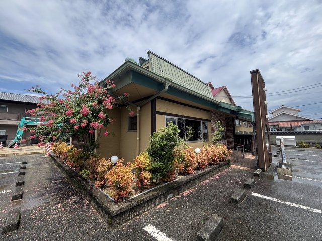 サンリバー店舗の外観