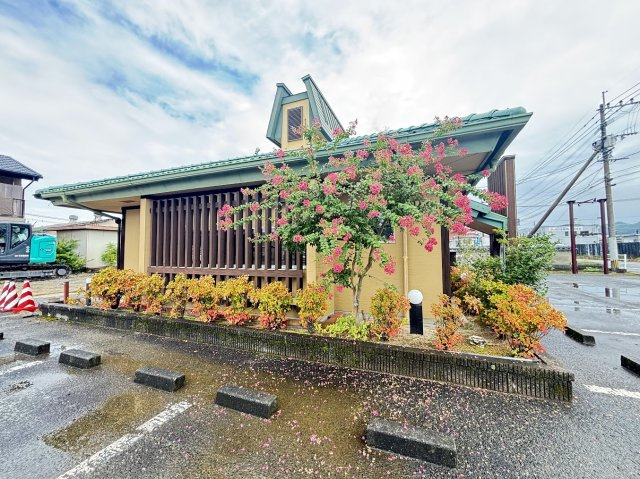 サンリバー店舗の外観