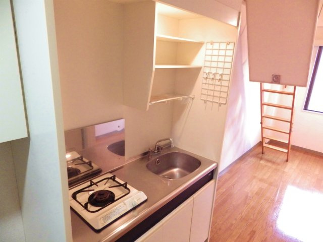 ノーブル・イズミのキッチン