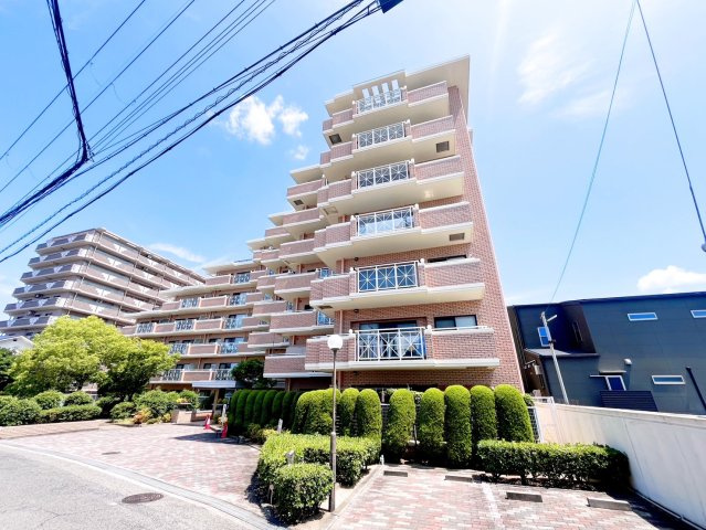 シャリエ岸和田の外観