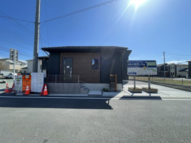 【新築戸建】高崎市新町の外観|内覧の際は「027-386-8693」もしくはスーモからご気軽にお問い合わせください