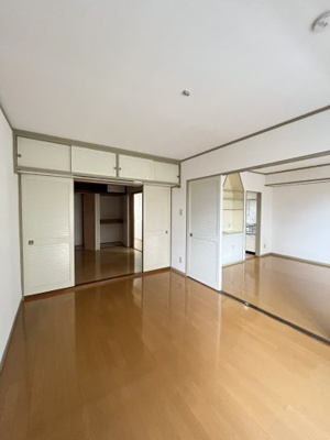 【洋室】 | ラ・メゾン・スカイ