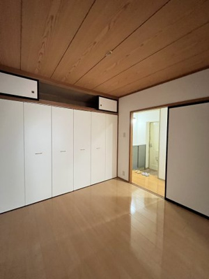 【洋室】 | ラ・メゾン・スカイ